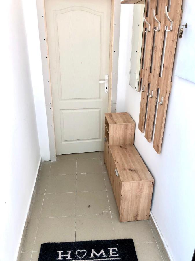 Apartment Tesla Pančevo Exterior foto